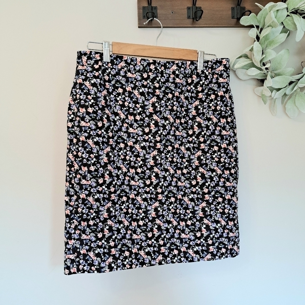 Liz Claiborne Womens Black Floral Elastic Waist Straight And Pencil Skirt Sz 10